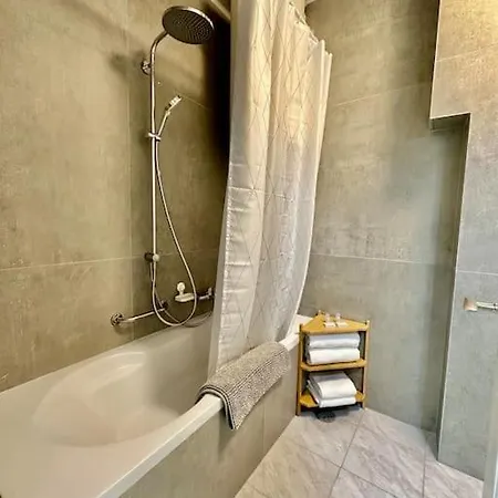 Cosy A Center Apartment